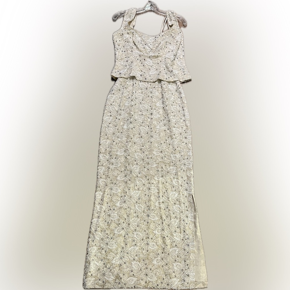 Vintage 1970s HEFTCO Beaded Wedding Gown, Matching Corset Vest Rhinestone Detail - Picture 3 of 17